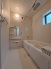 浴室乾燥　ベンチ付き浴槽　大型シャワーヘッド　浴室蓋つき