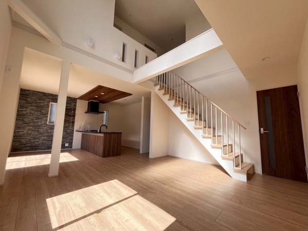 金沢区高舟台1丁目 新築戸建